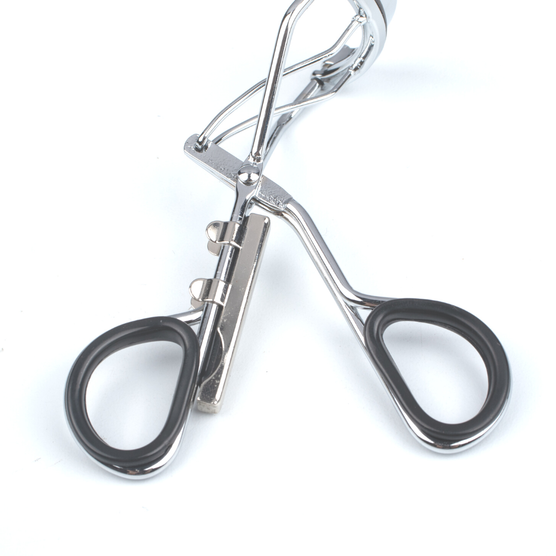 Eyelash Curler with Non-slip Handle – Silver (GB-3026)